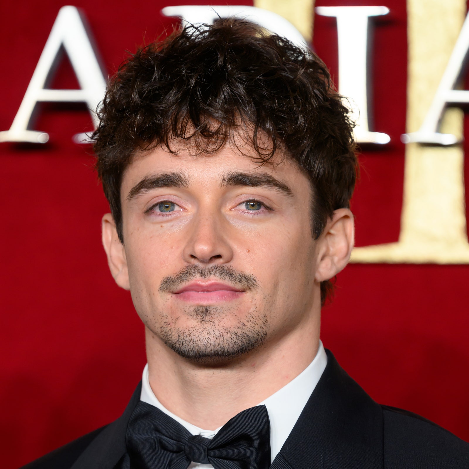 How to get Charles Leclerc's non-committal goatee