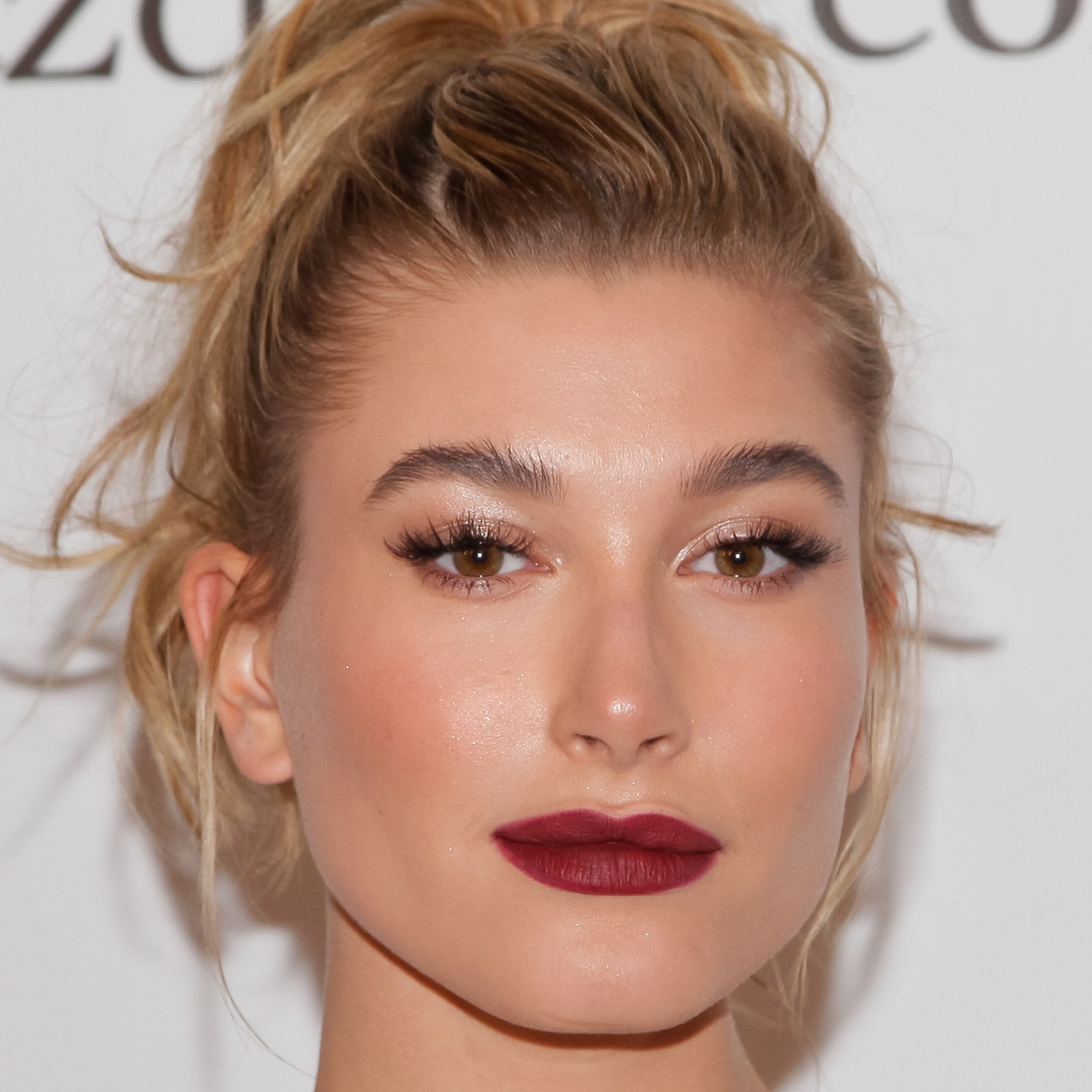 Hailey Baldwin offenbart, wie sehr Instagram ihre Psyche schädigt