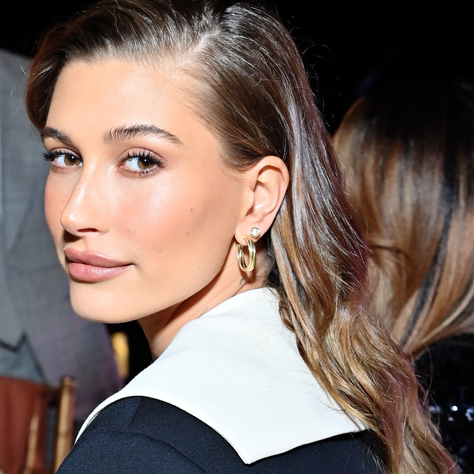 Hailey Bieber: Ihre neue Haarfarbe ist der perfekte Schokoladen-Ton für den Herbst