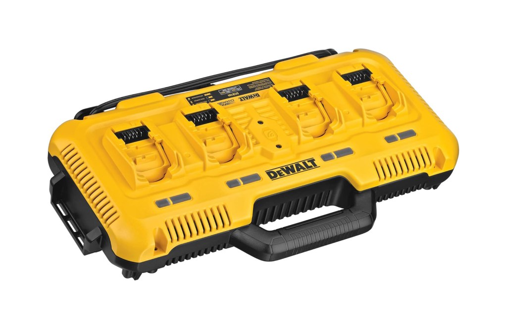 DEWALT 20V MAX* Charger, 4-Port