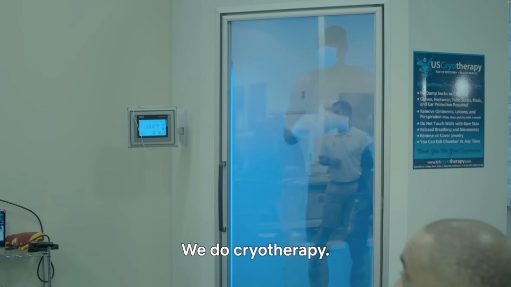 Besides decreasing inflammation, cryotherapy can trigger an endorphin rush, a metabolism and energy boost and a loss of 500 to 800 calories per treatment.