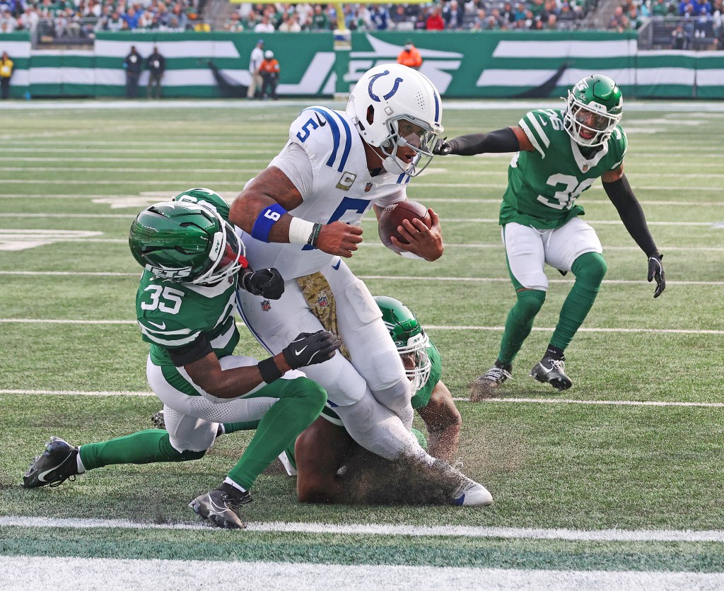 Colts quarterback Anthony Richardson rushes for a touchdown against the Jets on Nov. 17, 2024.