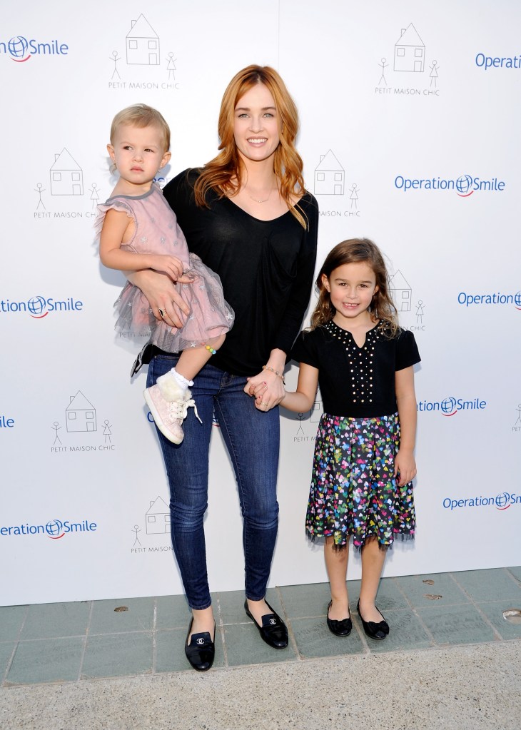 Ambyr Childers and her daughters