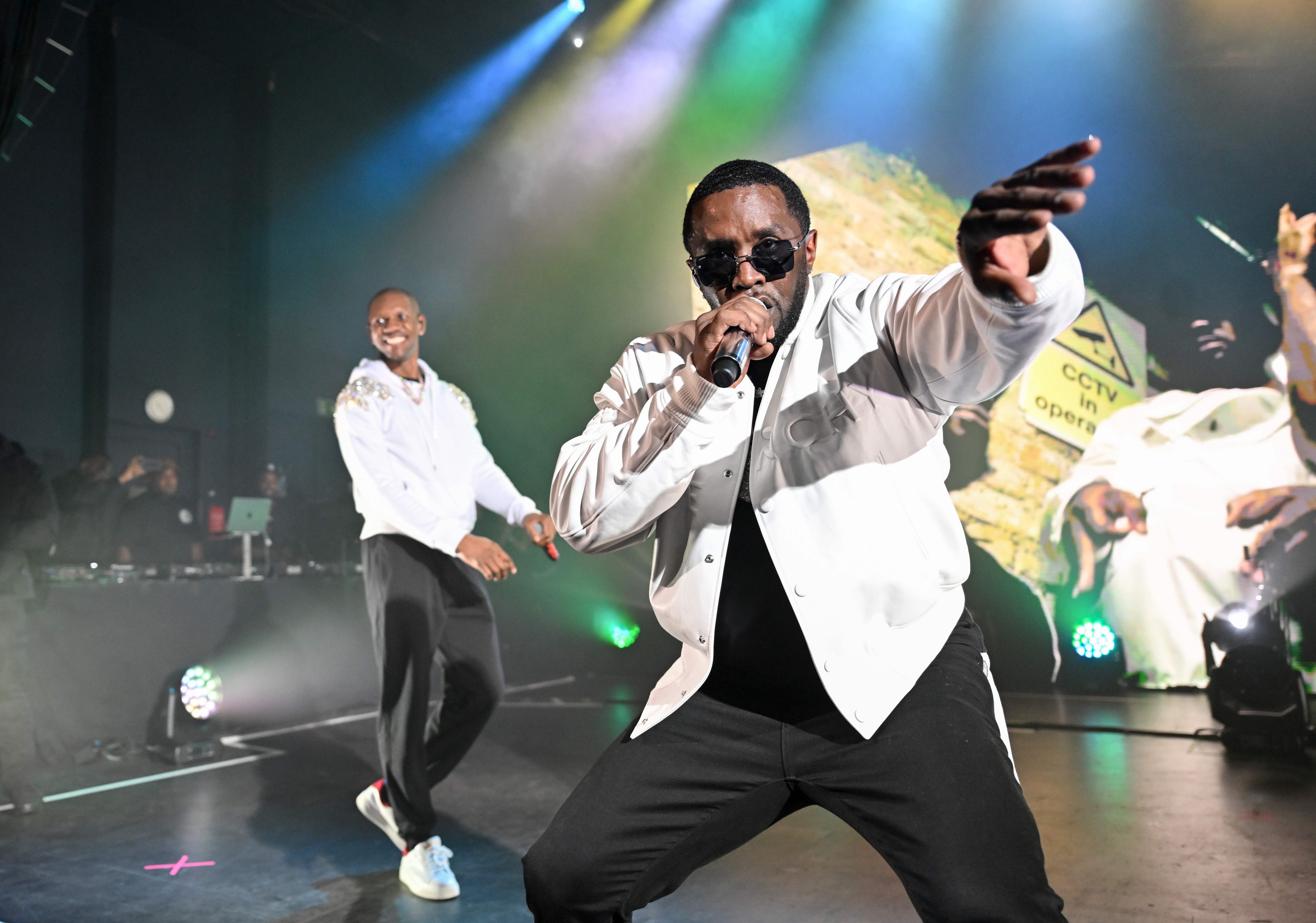 Sean Combs performing,