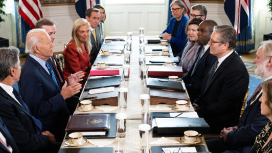 US President Joe Biden (L) and British Prime Minister Keir Starmer (R) participate in a bilateral meeting in the Blue Room of the White House in Washington, DC, on September 13, 2024.