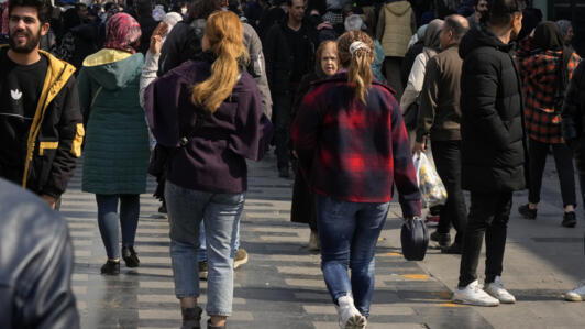 Des femmes non voilées dans les rues de Téhéran (photo d'illustration).