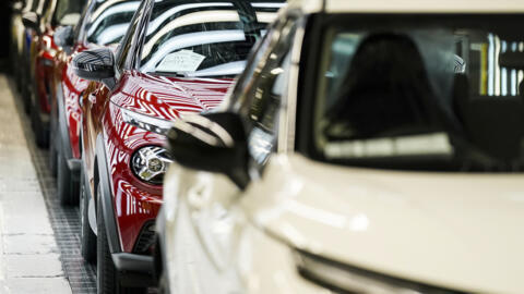 Fabricantes de carros elétricos encontram-se em dificuldades na União Europeia. Na imagem, fábrica da Nissan em Sunderland, Inglaterra. (24/11/2023)