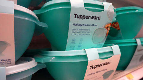 Productos Tupperware en un supermercado de Chicago, en una image de 2023