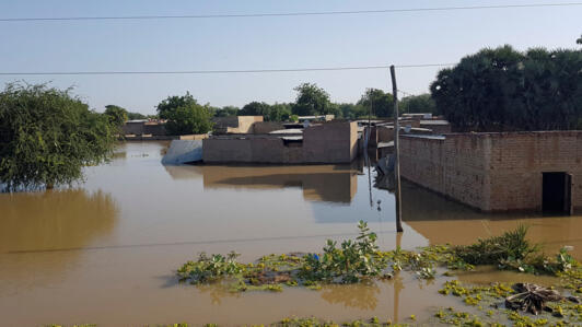 Des maisons submergées après des inondations massives à N'djaména, au Tchad (photo du 14 octobre 2022).