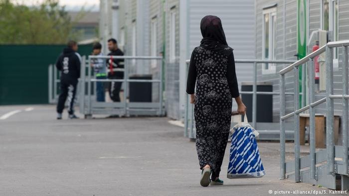 Photo for illustration: People fleeing Syria and Afghanistan make up the largest groups applying for protection in Germany | Photo: picture-alliance / dpa / S.Kahnert