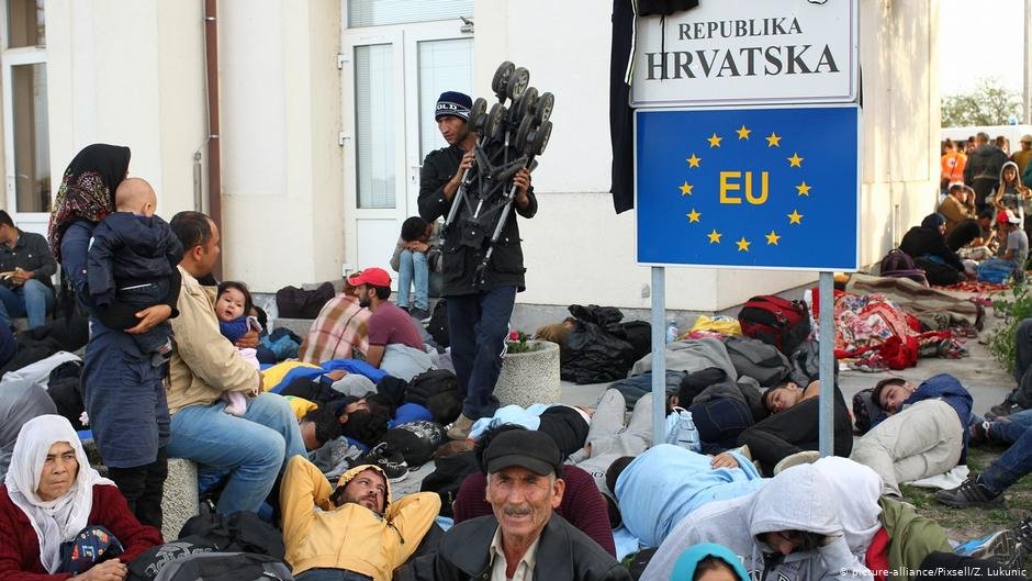 File photo for illustration: Since the height of the so-called "refugee crisis" in 2015, migrants and refugees from different parts of the world have tried to enter the EU via the Balkan Route | Photo: Picture-alliance / Pixsell / Z .Lukunic