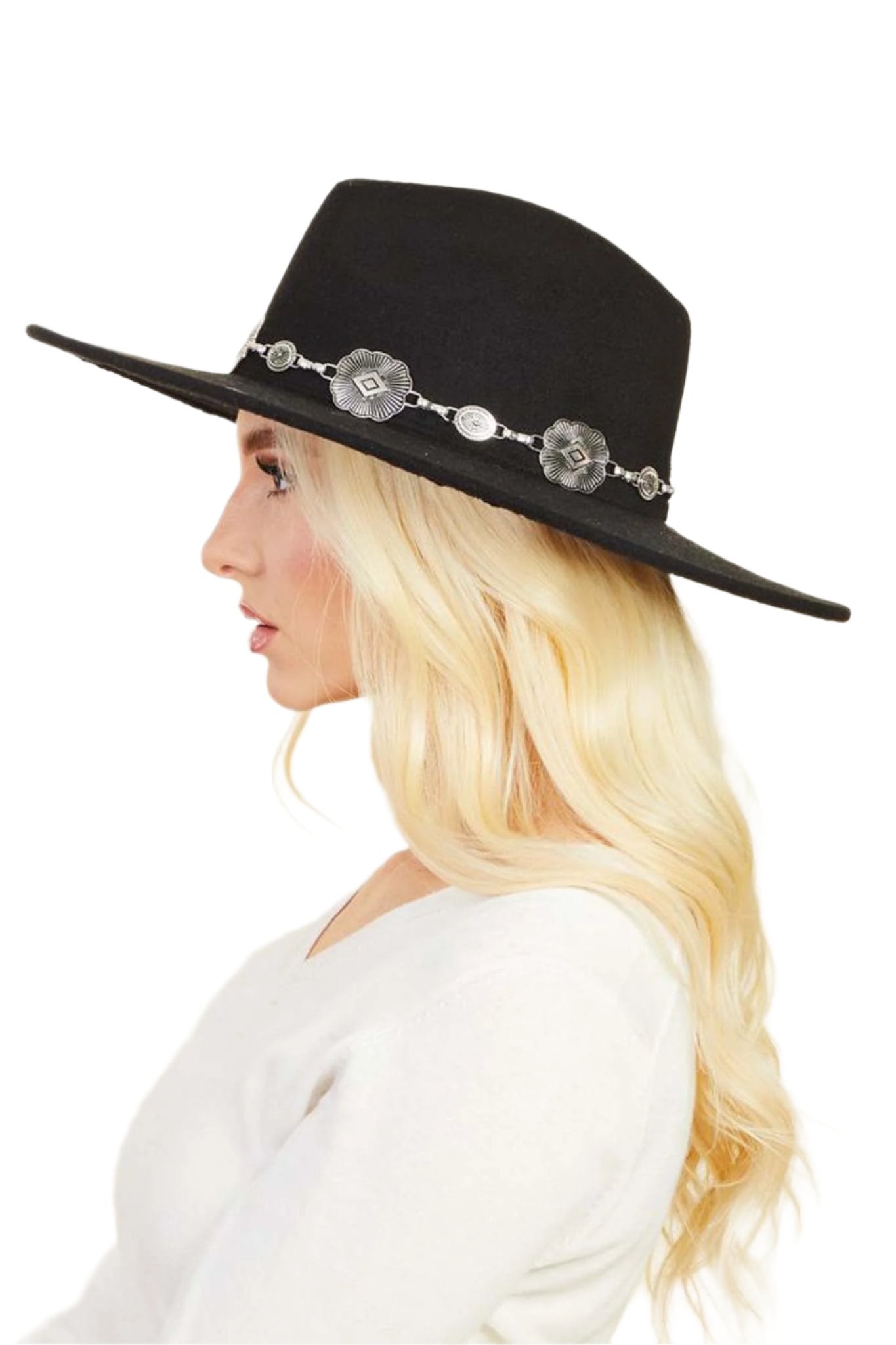 Concho Chain Black Hat - Online Exclusive