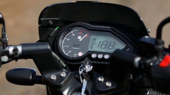 Bajaj Pulsar 125 OVERDRIVE Road Test Review (1)