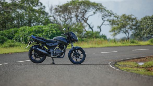 Bajaj Pulsar 125 OVERDRIVE Road Test Review (1)