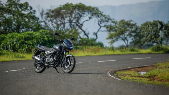 Bajaj Pulsar 125 OVERDRIVE Road Test Review (1)