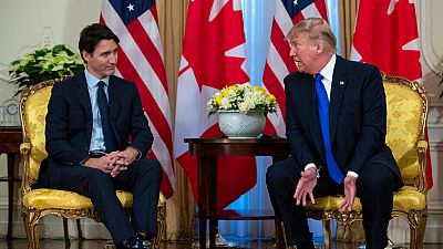 El presidente Donald Trump habla durante una reunión con el primer ministro canadiense Justin Trudeau durante la cumbre de la OTAN, en diciembre de 2019.