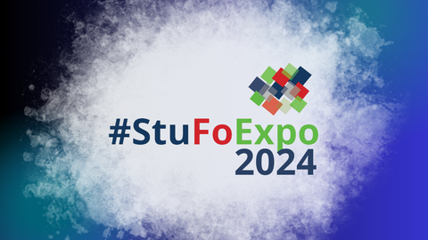 Logo der StuFoExpo 2024 auf einer Wolke vor einem bläulichen Hintergrund.