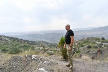 Tension builds on Armenia-Azerbaijan border