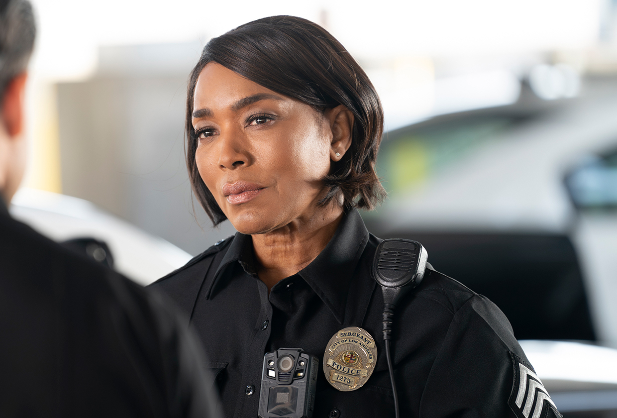 911 Recap Season 8 Episode 7 Athena Hurt Angela Bassett Leaving