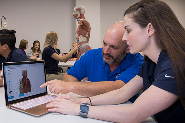 faculty student support anatomy class