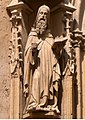 Escultura de Ramon Llull (1398) a la façana