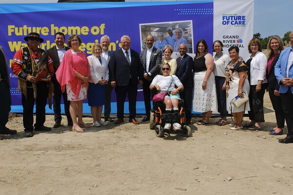 Doug ford, sylvia Jones, hospital and university presidents photo opp