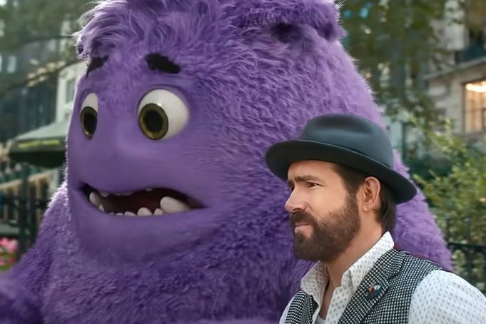 IF, from left: Blue (voice: Steve Carell), Ryan Reynolds, 2024. © Paramount Pictures / Courtesy Everett Collection