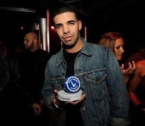 Star Gazing: Drake Celebrates B-day with Grey Goose