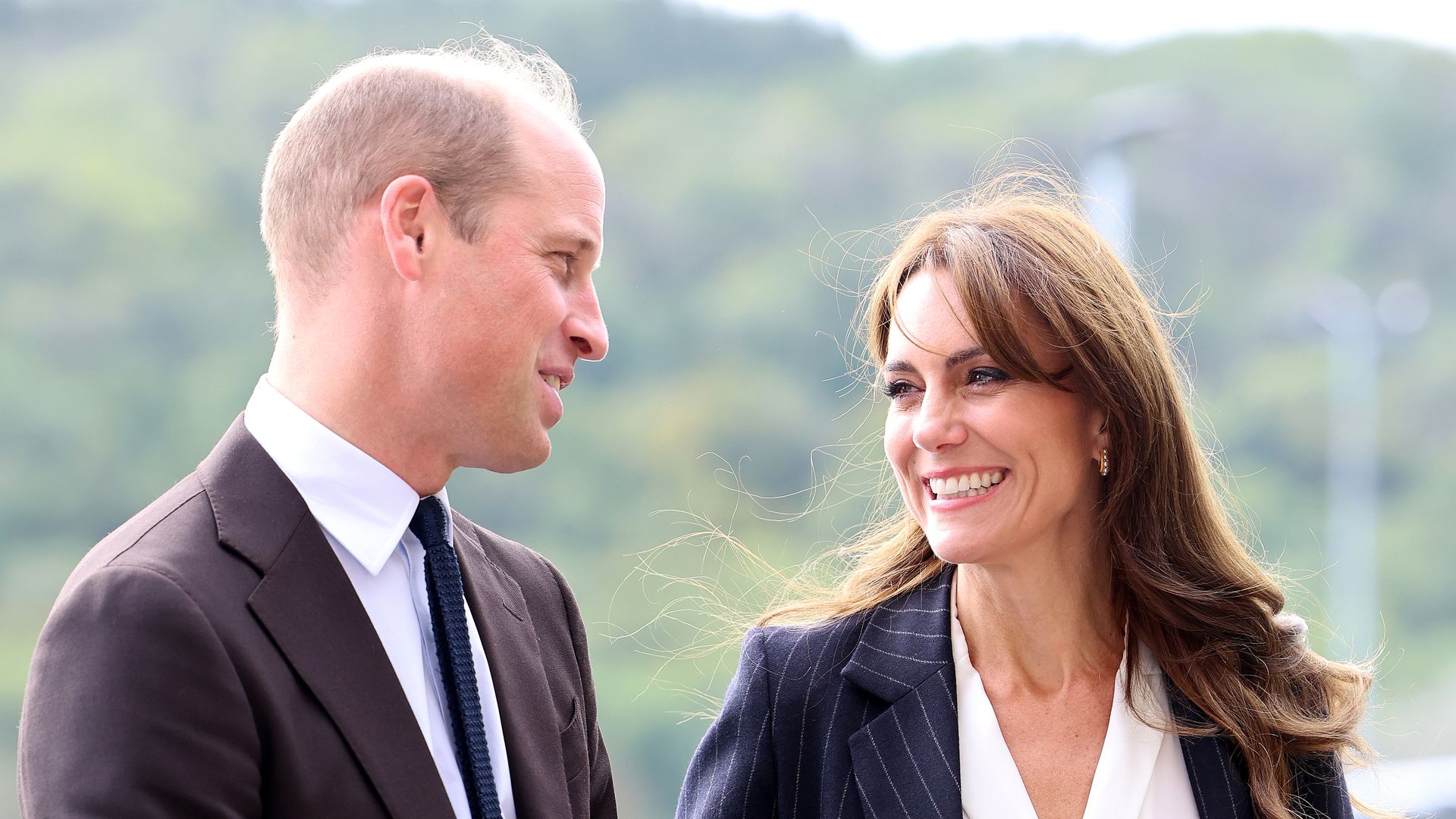 El príncipe Guillermo habla del anuncio de Kate Middleton: 'Aún queda un largo camino por recorrer'