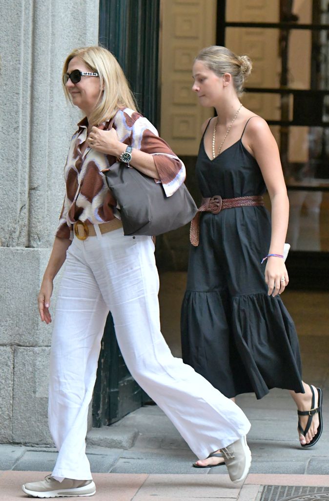 Infanta Cristina de Borbon e Irene Urdangarin en Madrid 