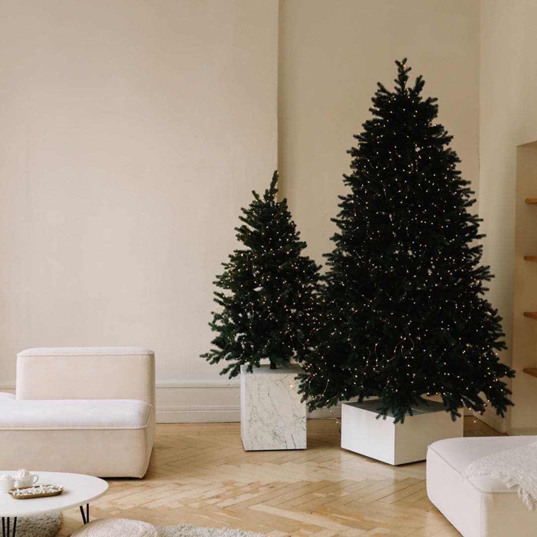 Seleccionamos los árboles de Navidad más bonitos para decorar tu casa estas fiestas