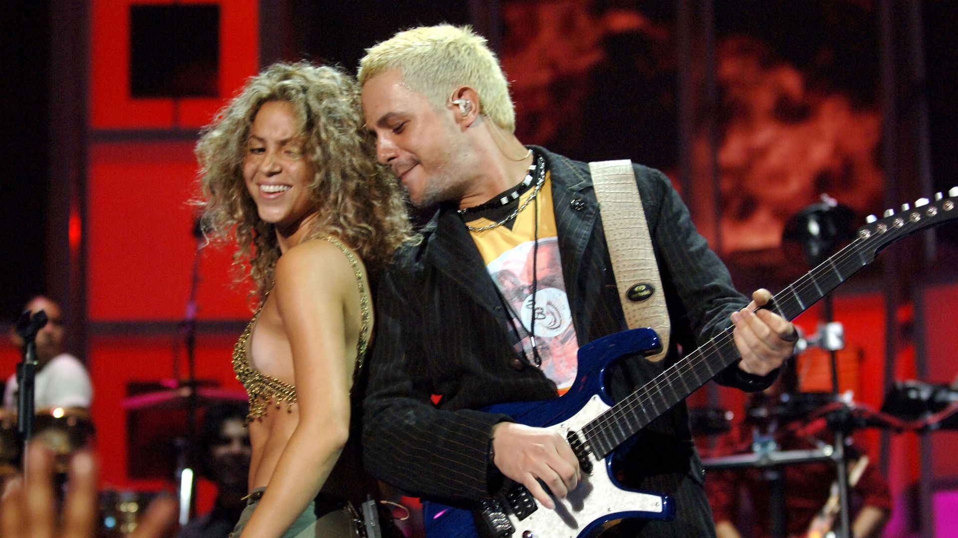 Shakira reacts to Alejandro Sanz' new song; 'You killed me'