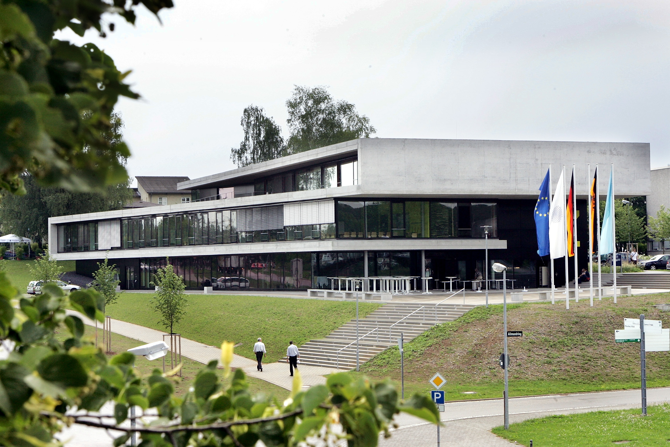 Das Dezernat Internationales befindet sich im IZ (Internationales Zentrum) auf dem Campus Vaihingen.