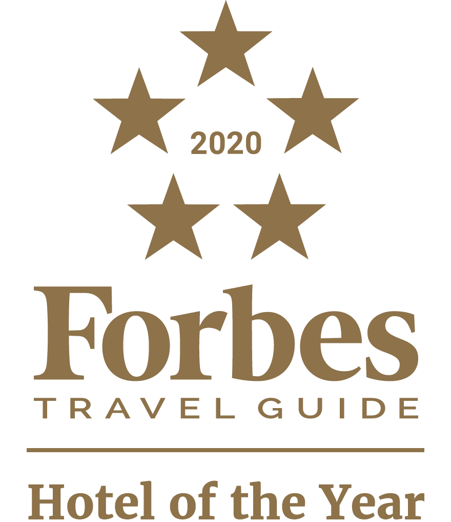 Forbes Travel Guide 2021 logo